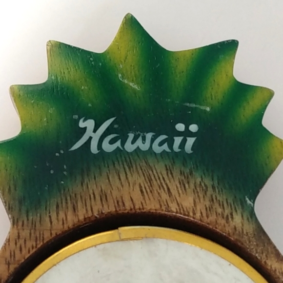 Capiz shell and painted wood Hawaii souvenir coaster set - Picture 10 of 11
